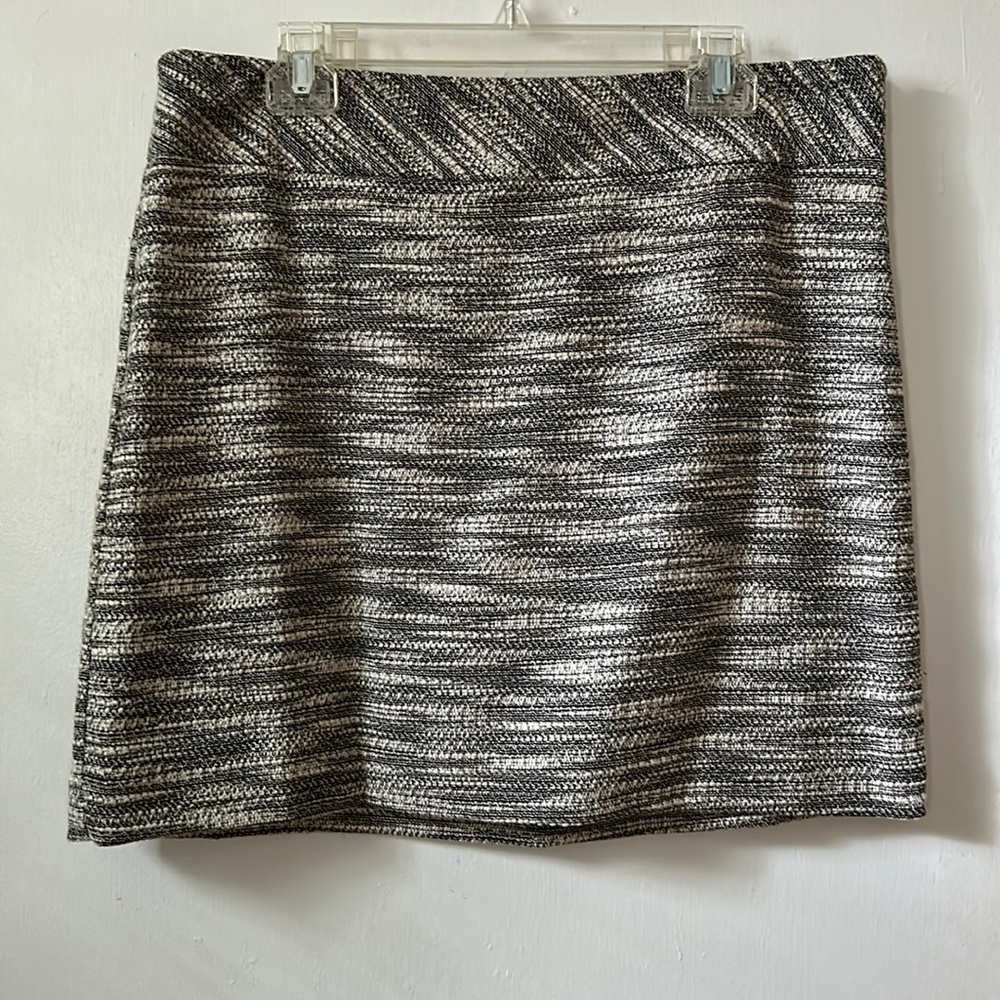 LOFT Woven Textured Skirt